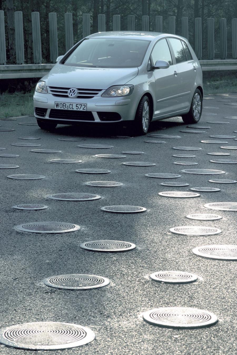  Volkswagen Golf Plus 2005 года  (фото 37 из 88)